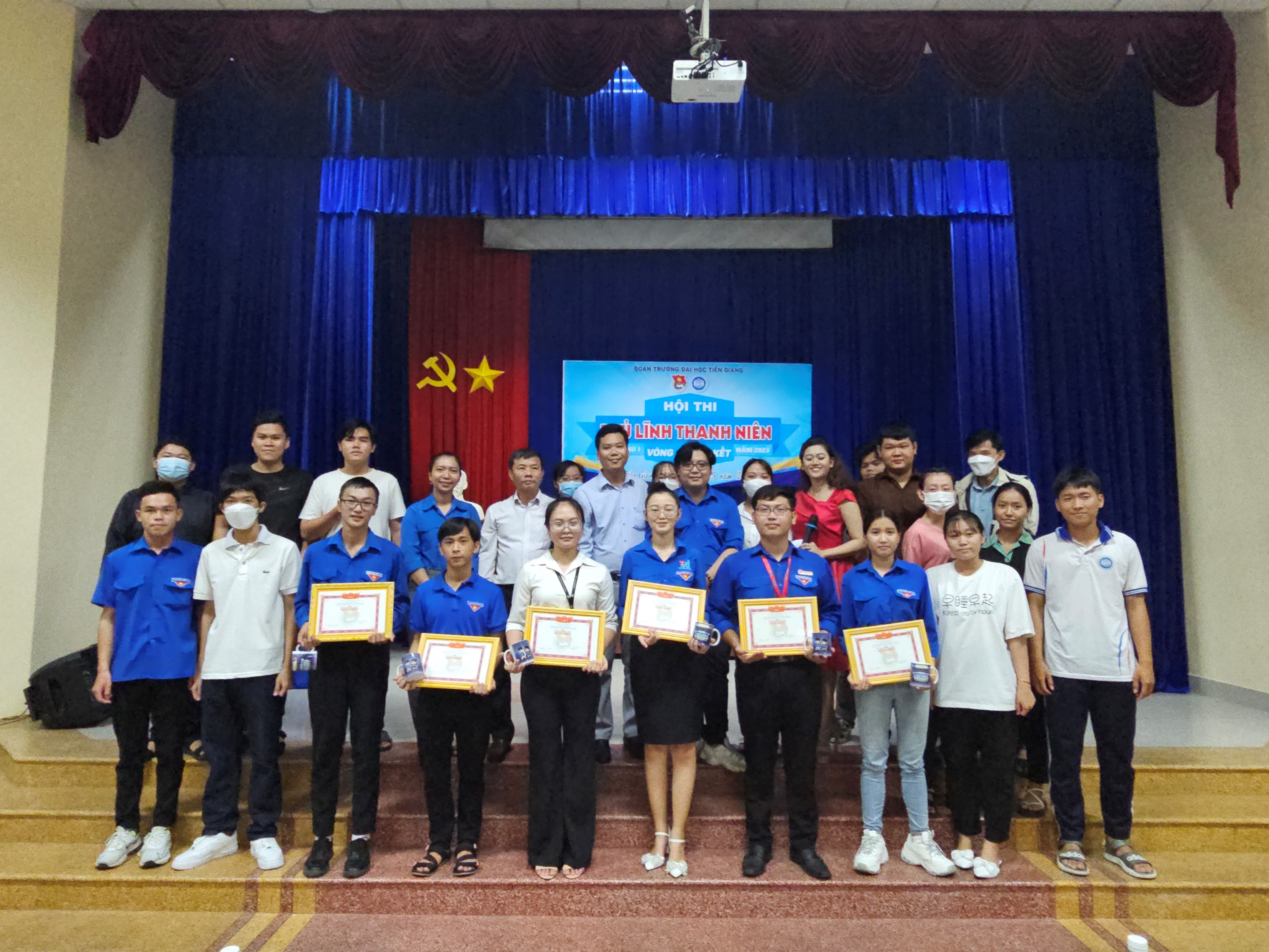 Nguyễn Thị Kim Cương – Quán quân đầu tiên của Hội thi  Thủ lĩnh thanh niên Trường Đại học Tiền Giang