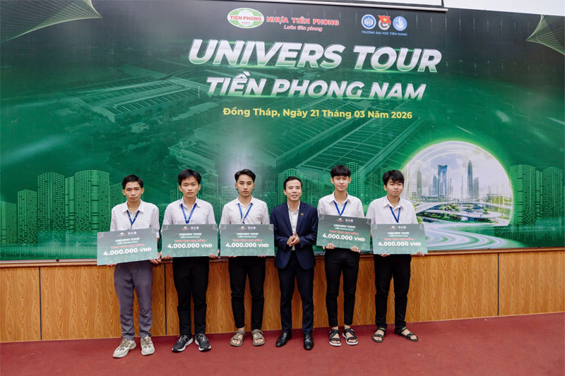Hội Sinh viên phối hợp tổ chức tọa đàm “Univers Tour – Tiền Phong Nam”