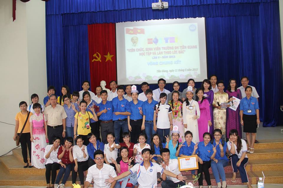 Hội thi “Viên chức, sinh viên Trường Đại học Tiền Giang học tập và làm theo tư tưởng, đạo đức, phong cách Hồ Chí Minh” năm 2017