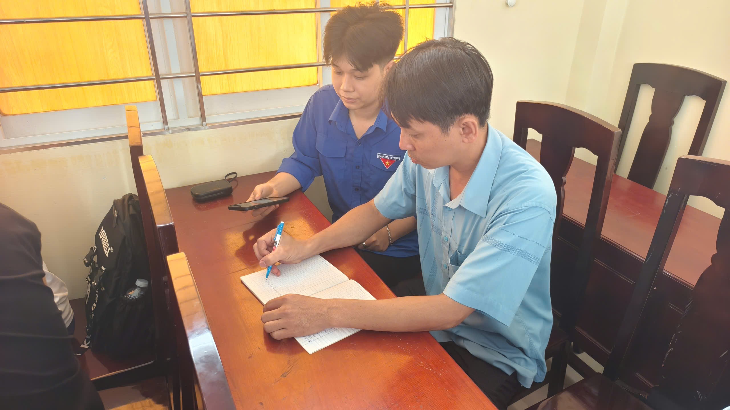 Dấu ấn tình nguyện Hè: Lan tỏa tinh thần chuyển đổi số cộng đồng tại xã Long Định