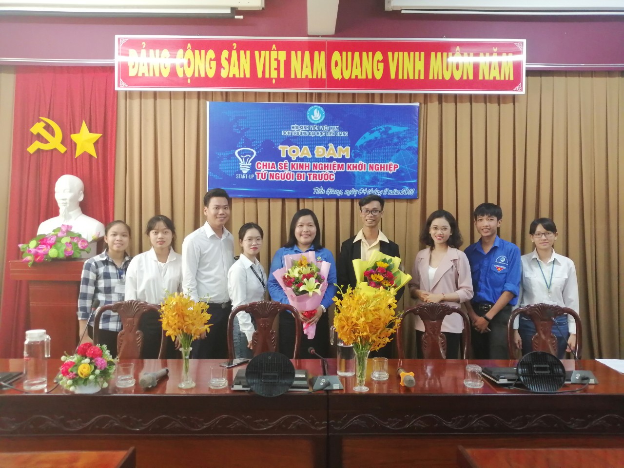 Tọa đàm "Chia sẻ kinh nghiệm khởi nghiệp từ người đi trước" dành cho sinh viên Trường Đại học Tiền Giang